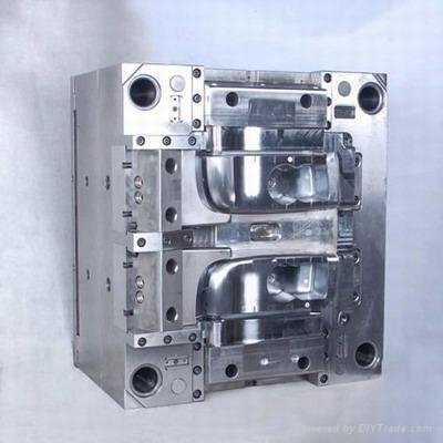 Vehicle Plastic Injection Mould