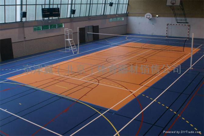 室内PVC羽毛球场地板施工