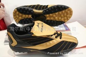 soccer shoes 3