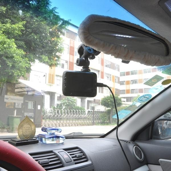 HD 1080P 2.7 Inch Screen Car DVR Camera with Motion Detection LM-CV1095 3