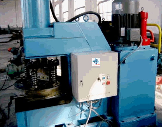 CNC  Hydraulic  Cutting Machine For Angle