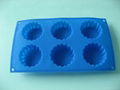 silicone muffin/loaf pan 4