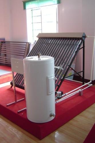 split pressure solar water heater (heat pipe solar collector) 2