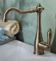 kitchen sink faucet 4