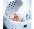 spa capsule with vichy shower and bathtub 1