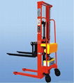 Semi Electric Pallet Stacker 3