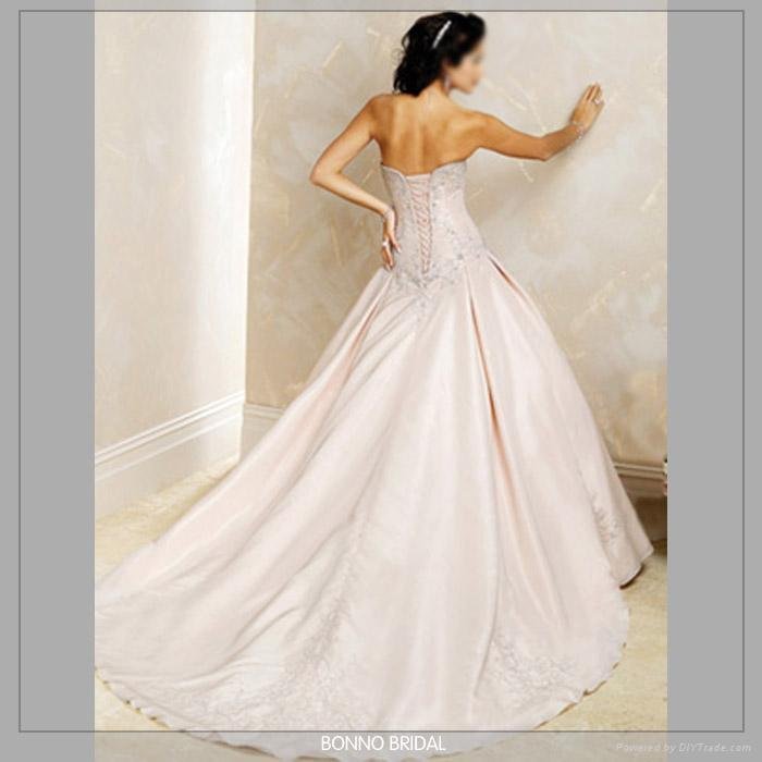 Dignified Bridal Wedding Dress With High-Quality Satin 3