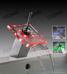 Glass LED Faucet(LE005)