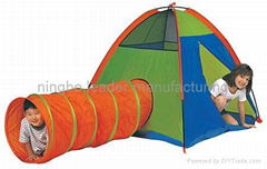 children tent with tunnel