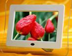 Digital photo frame