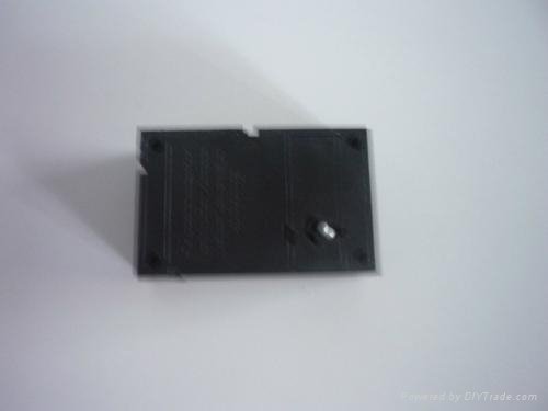 Retractable pull box for security display 2