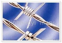 barbed wire / fence / wire mesh netting