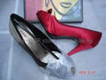 stock women satin heel shoes