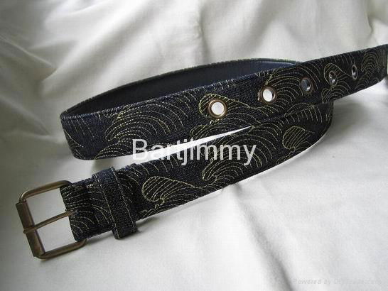 Denim belt