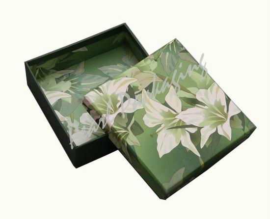 Square Paper Gift Box 5