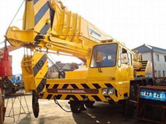 tadano crane truck