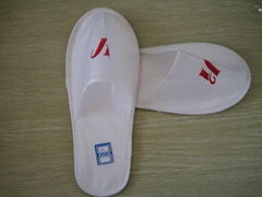 the disposable hotel slipper