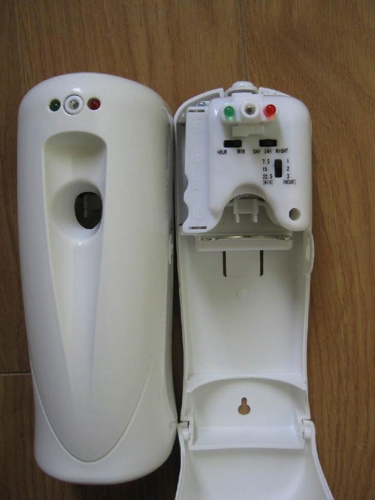 China Cheap Automatic Aerosol air freshener Dispenser 2