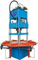 Paving stone forming machine