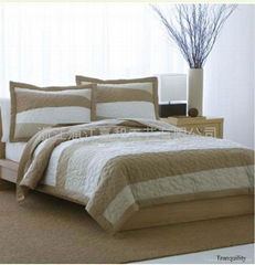 Comforter set