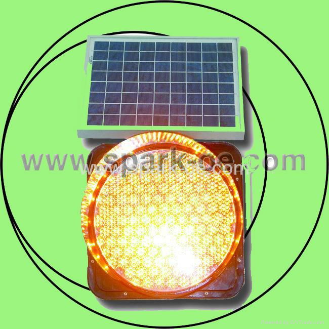 Solar LED Traffic Light System