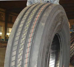 RADIAL TULESS TYRE