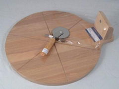 pizza board with cutter