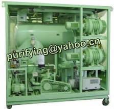 High vacuum oil purifier for refrigerant oil