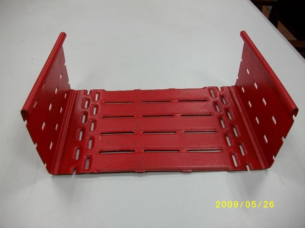 **cable tray roll forming machine** 4