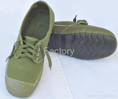 Low cut improved rubber canvas shoes 1