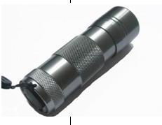 12 UV LED Flashlight 2