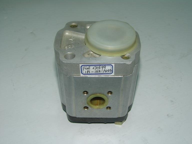  2013 China Hydraulic Pumps for Ford MF, FIAT (3186320 / HO-015-VP)