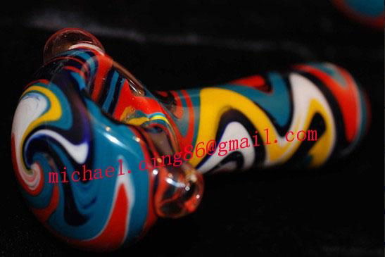 Fluorescent glass smoking pipes wholesale