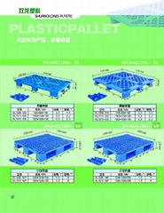 plastic pallets