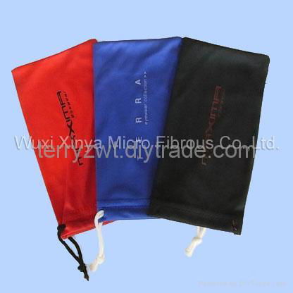 microfiber glass pouch 2