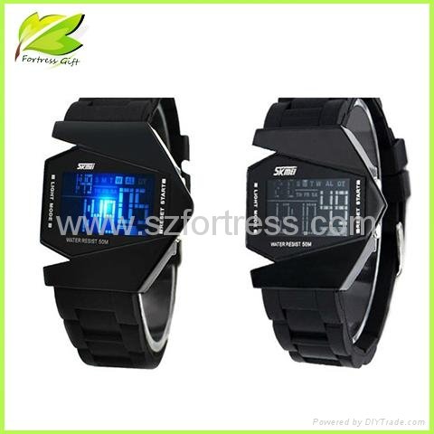 2013 New Design Silicone Watch