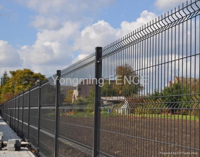 weld mesh fence 2
