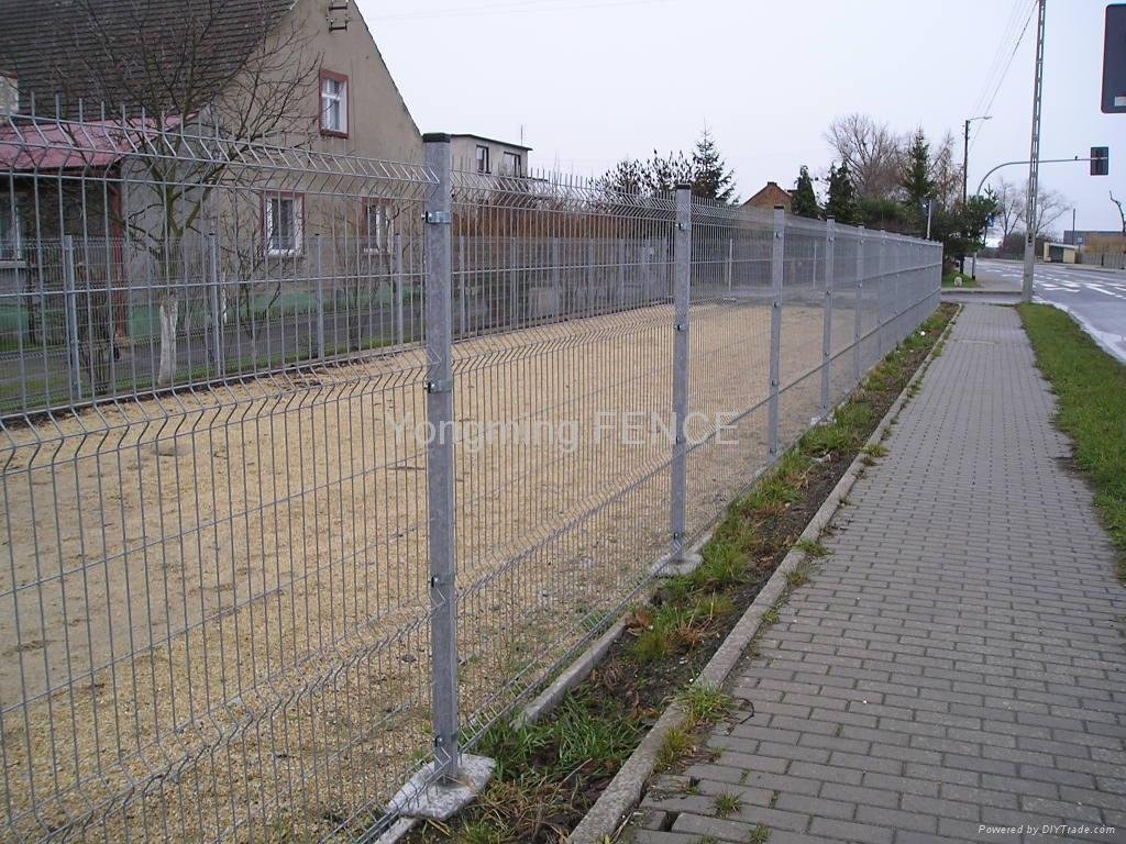 weld mesh fence 5