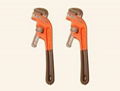 heavy duty angle style pipe wrench with