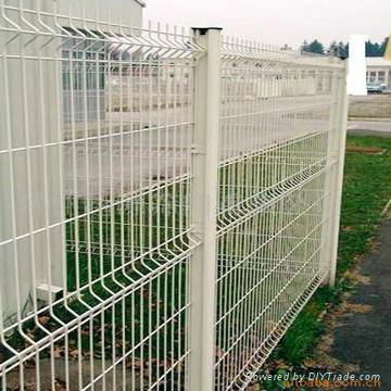 Wire Mesh Fence 4