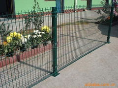 wire garden fence 