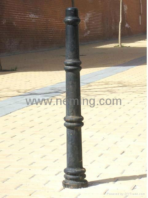 Cast Iron Bollard 2