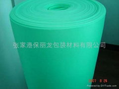 Close cell crosslinked polyethylene foam 