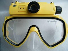 Sport diving mask camera 