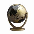 Universal Globe 1