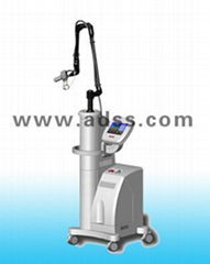 Co2 fractionated laser beauty equipment: