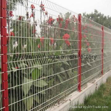 triangle fence 5