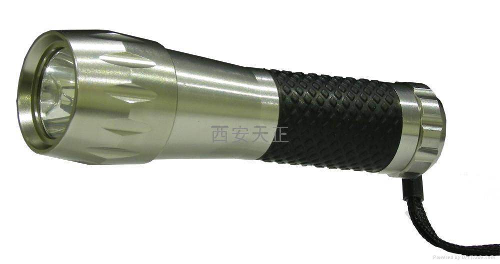 LED Hight power flashlight 2