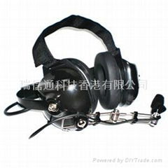 noise cancelling headphones