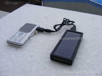 太阳能数码充电器